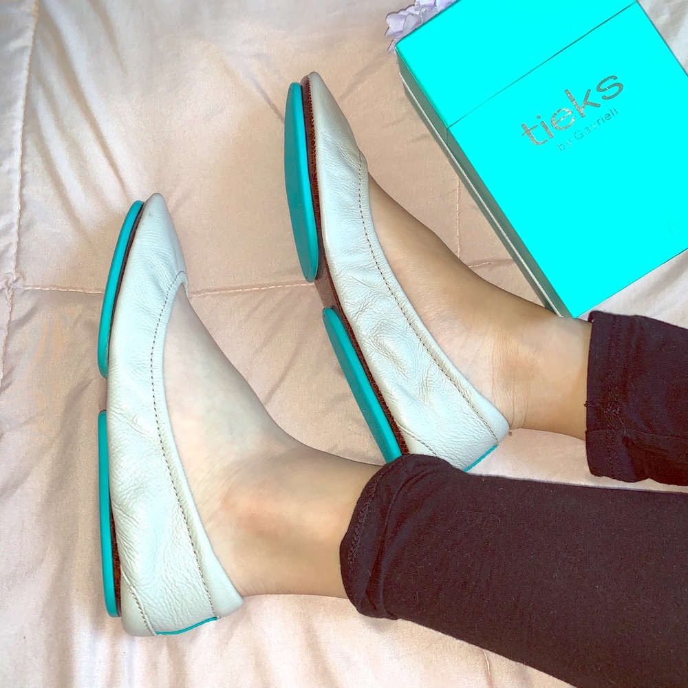 Feather Grey Tieks